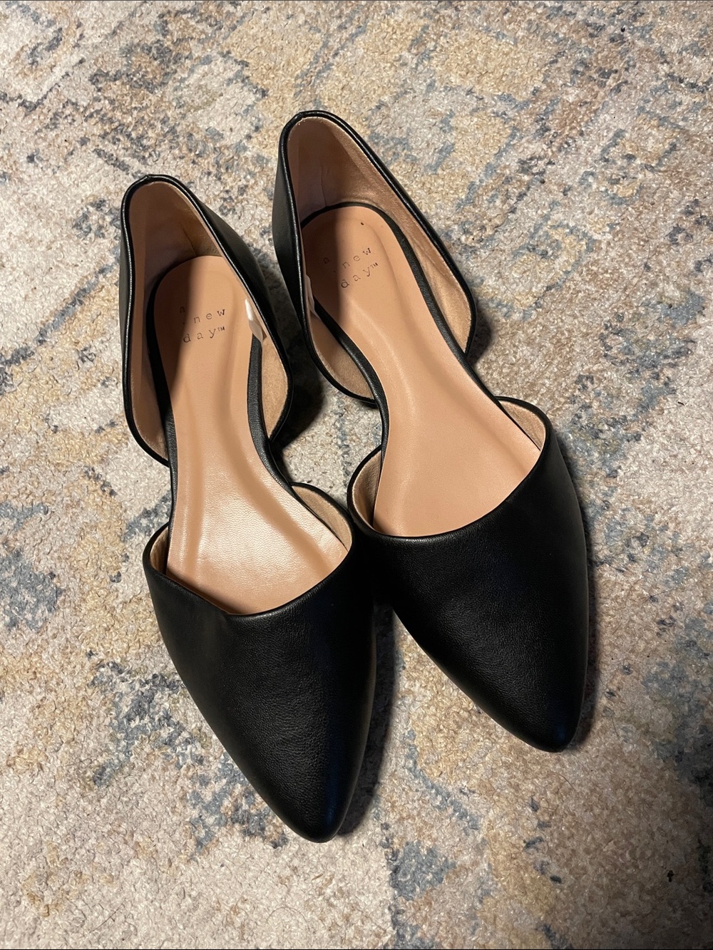 A NEW DAY Black Flats Size 7